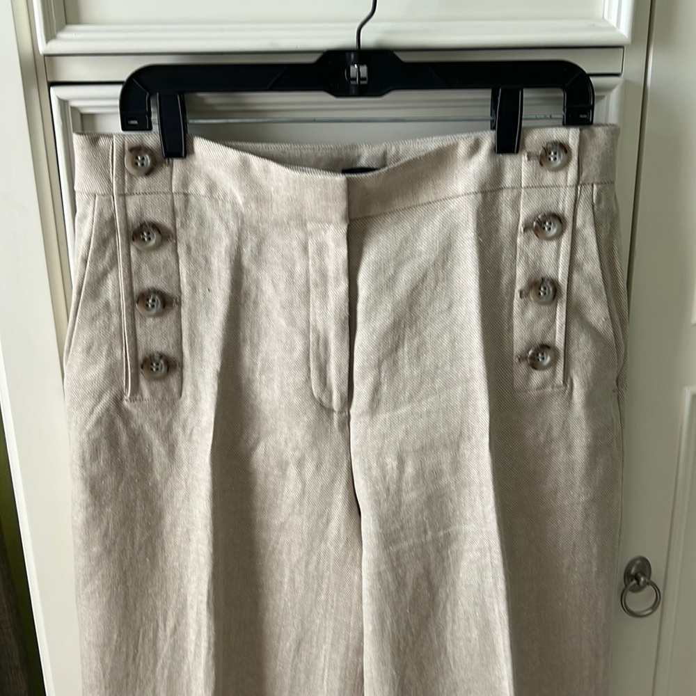 NWOT Ann Taylor Pants size 12.